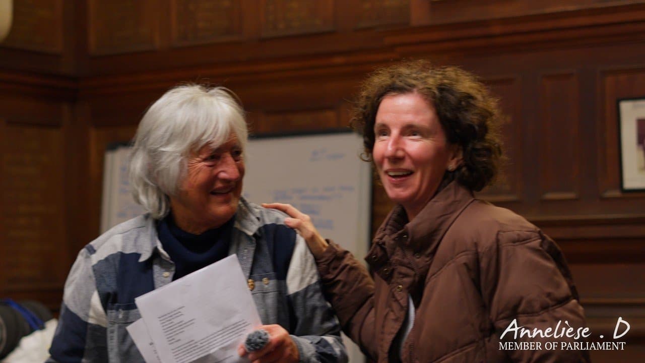 CEO Sleepout highlight reel for Oxfordshire Homeless Movement at University Parks, with interviews, name cards and participants bedding down for the night